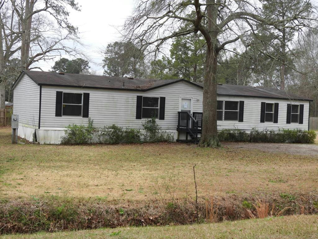 30 WEATHERLY RD, SUMTER, SC 29150, photo 1 of 45